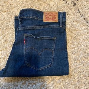 Levi’s 315 Bootcut Jeans— 29!
